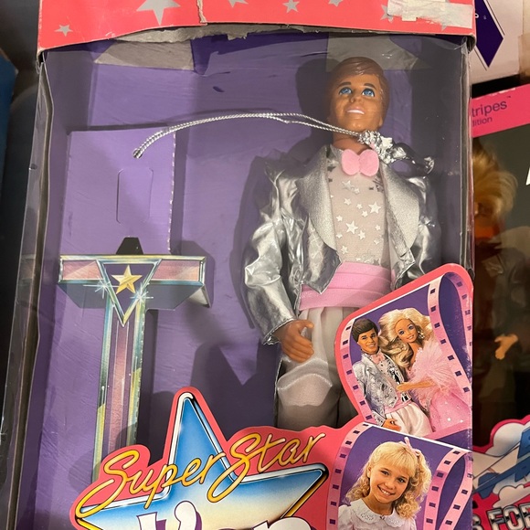 7 CLASSIC BARBIES IN A BOX PACKED LIMITED EDITION - Picture 3 of 7